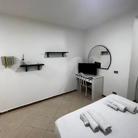 1 Room Apartment Near By Central Train Station Palermo Zewnętrze zdjęcie