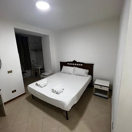 1 Room Apartment Near By Central Train Station Palermo Zewnętrze zdjęcie