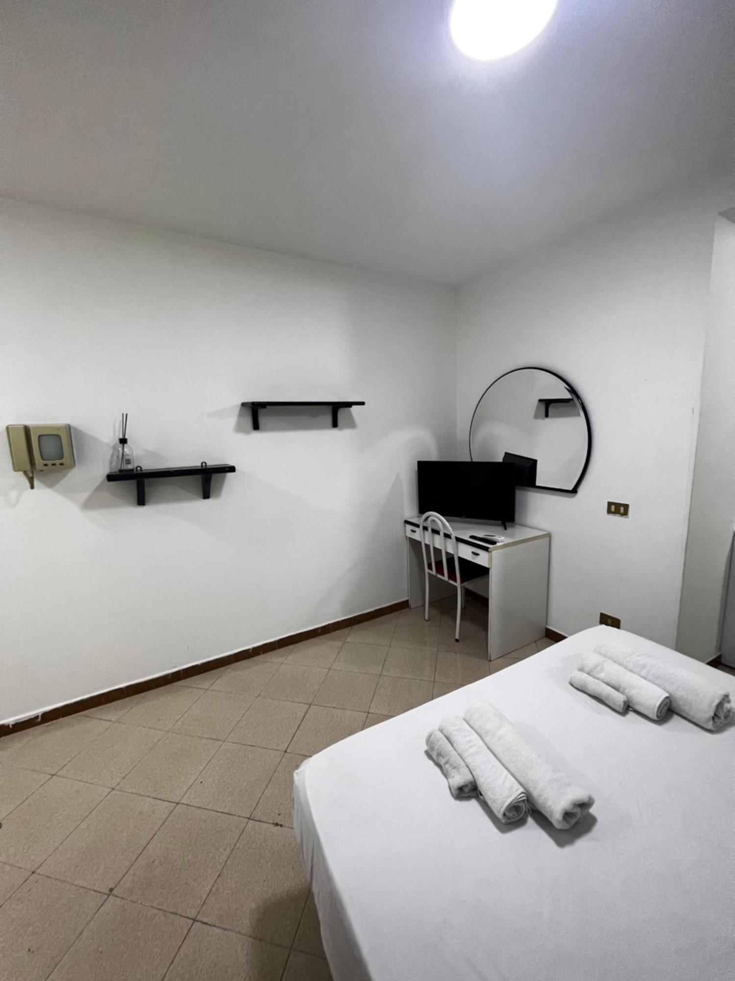 1 Room Apartment Near By Central Train Station Palermo Zewnętrze zdjęcie